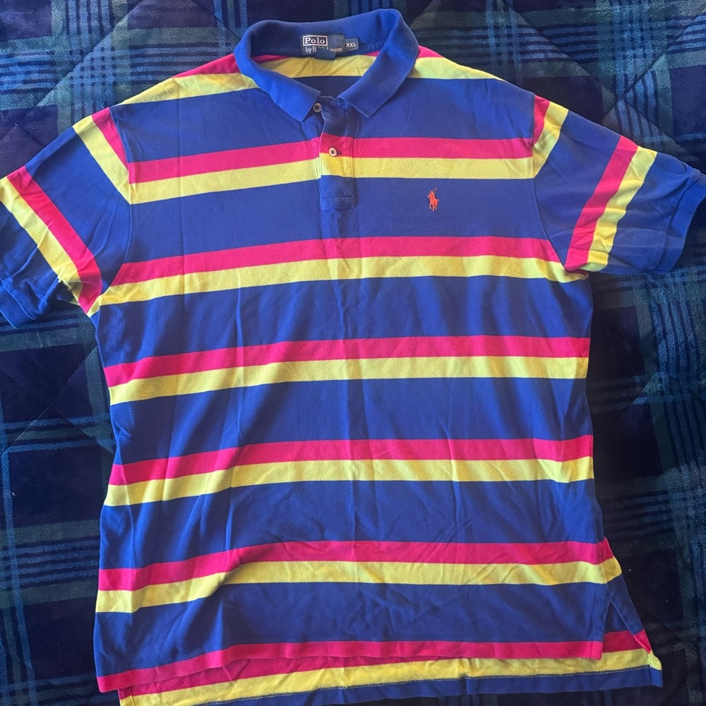 EUC Polo short sleeve.